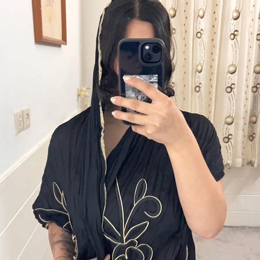شال مشکی