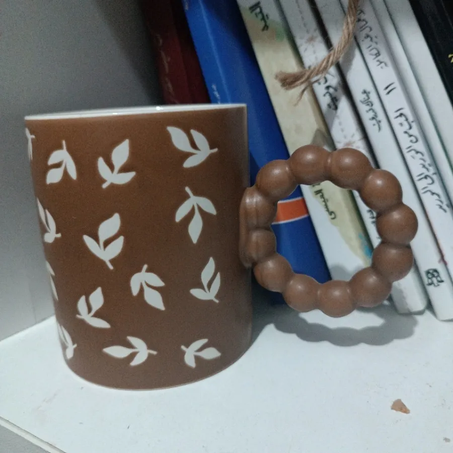 لیوان دسته مرواریدی