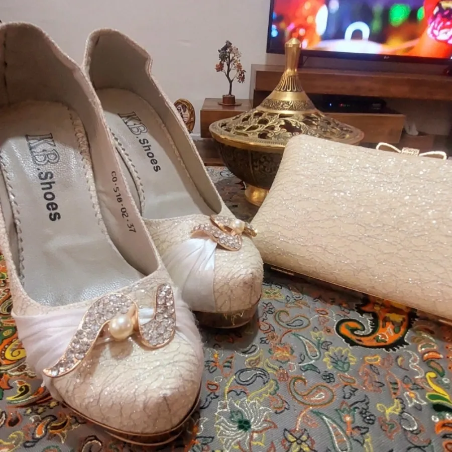 کیف و کفش عروس