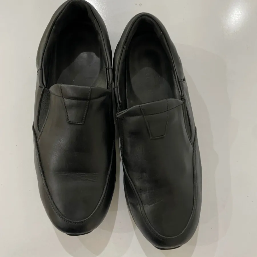 کفش چرم طبی