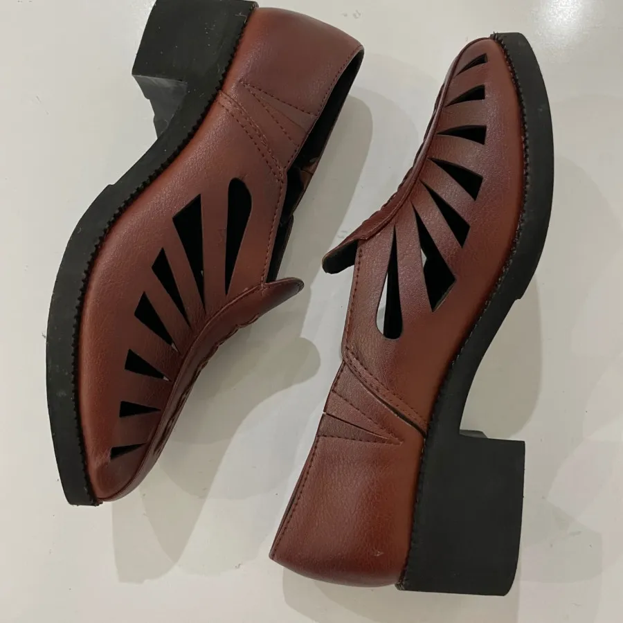 کفش چرم طبی