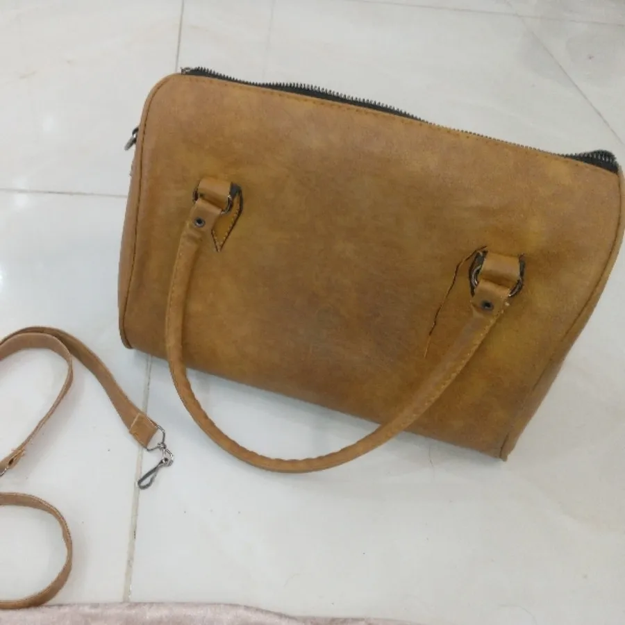 کیف بزرگ قهوه ای روشن