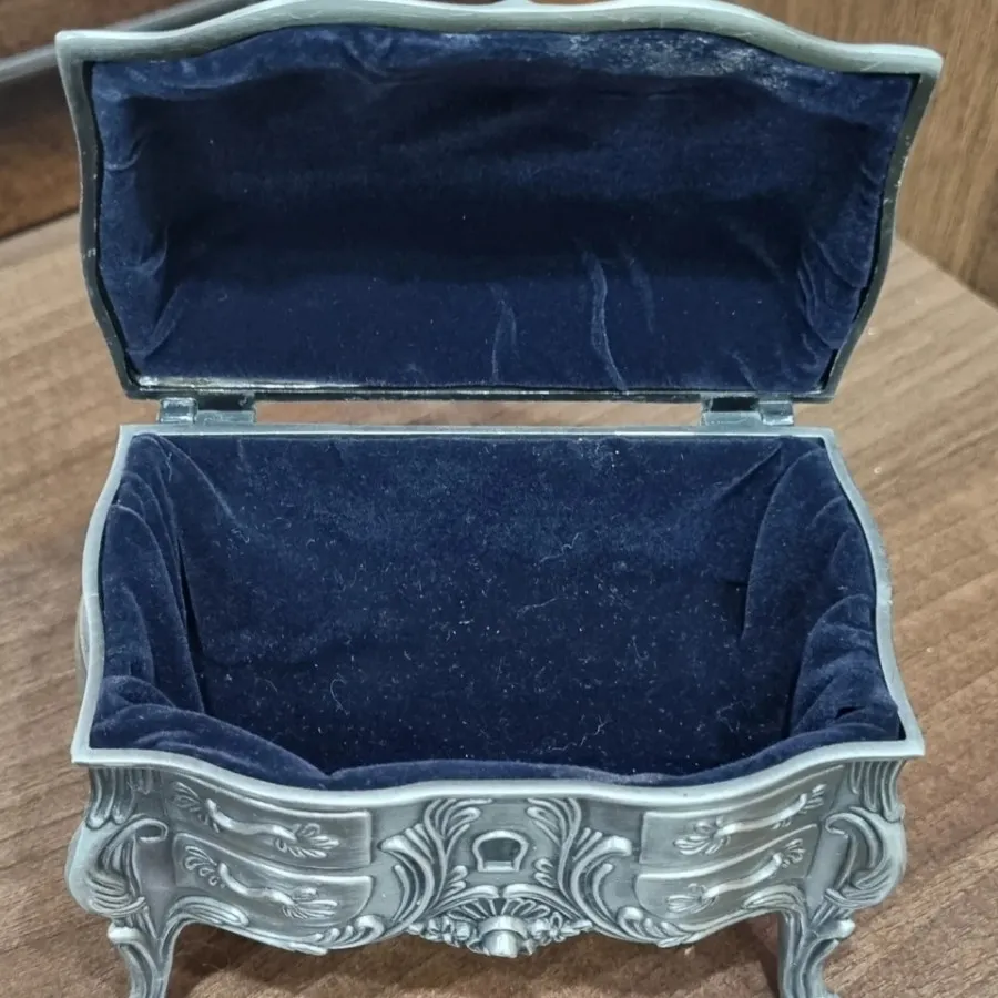 جا جواهری