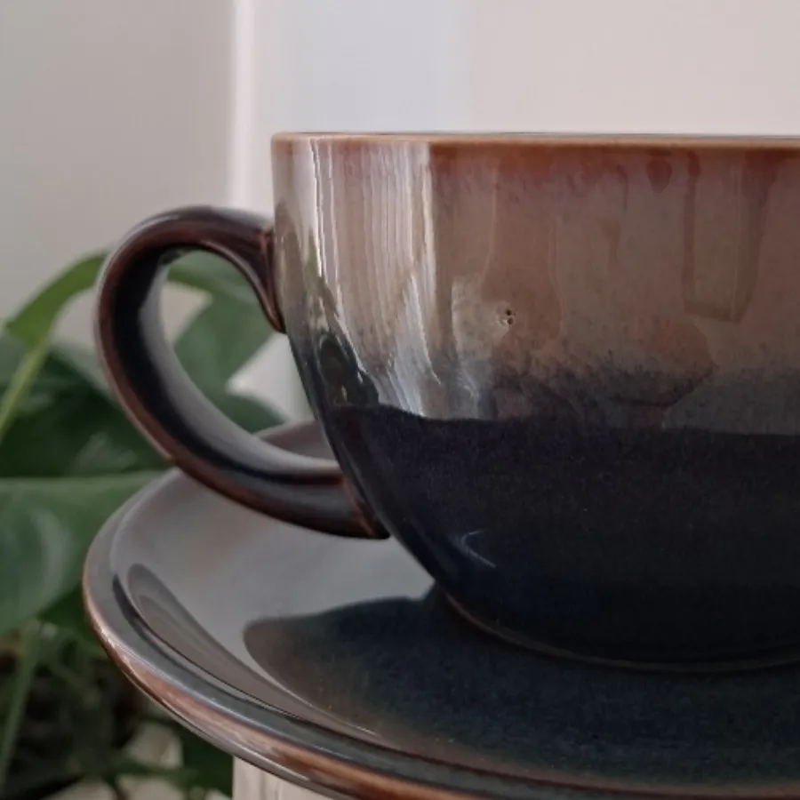 لته خوری / فنجون نعلبکی