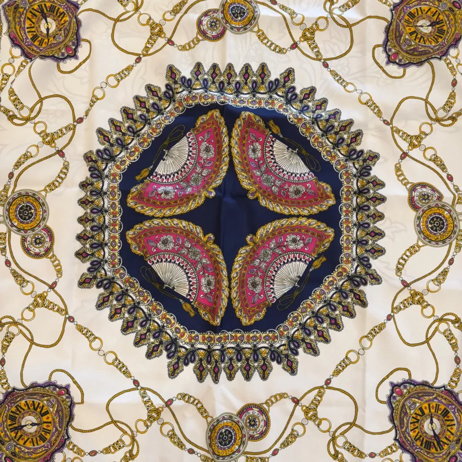 روسری طرح زنجیر