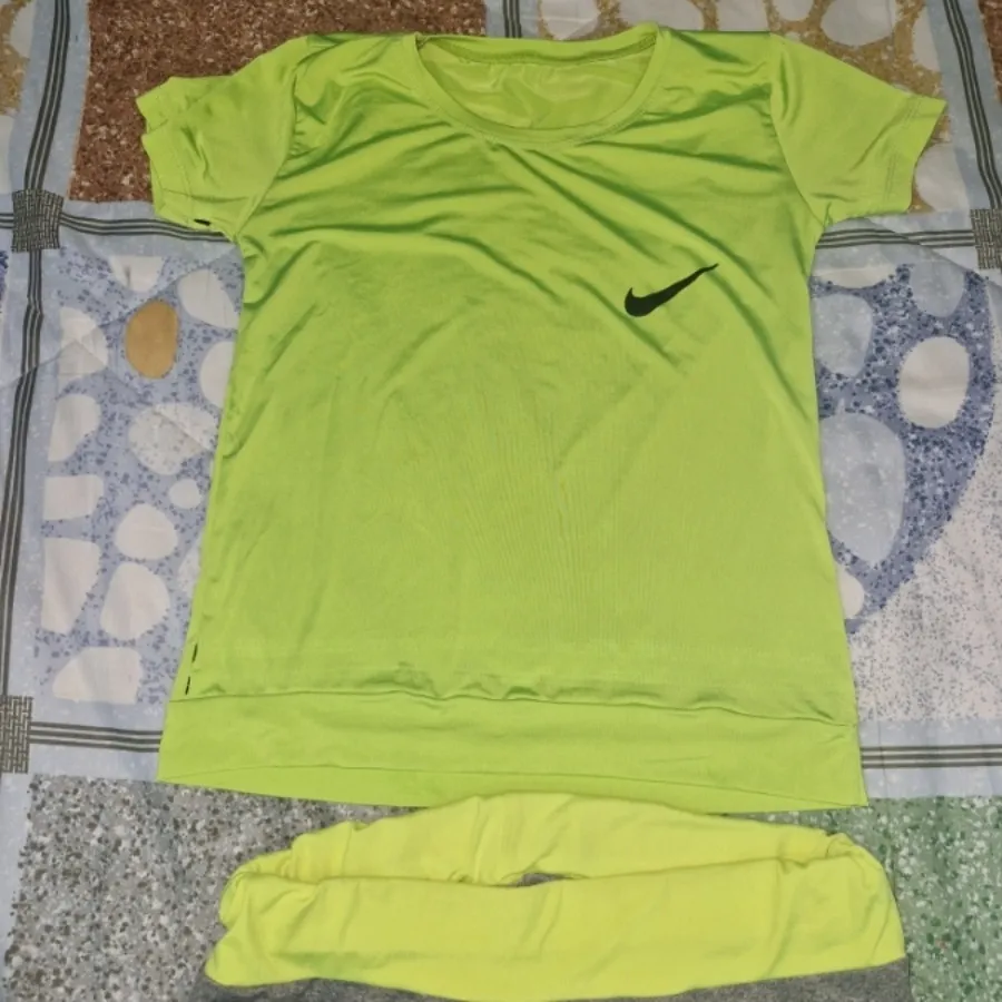 تاپ شلوارک ورزشی