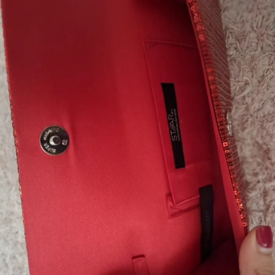 کیف کلاچ قرمز