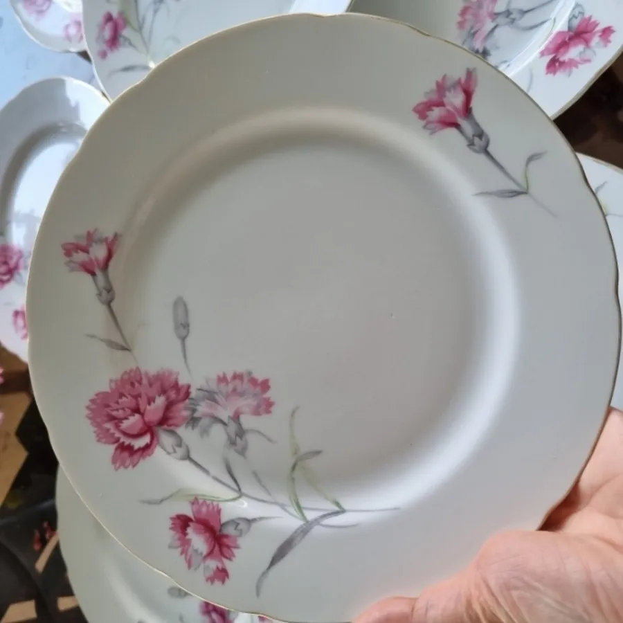 پلوخوری گلمیخک قدیمی