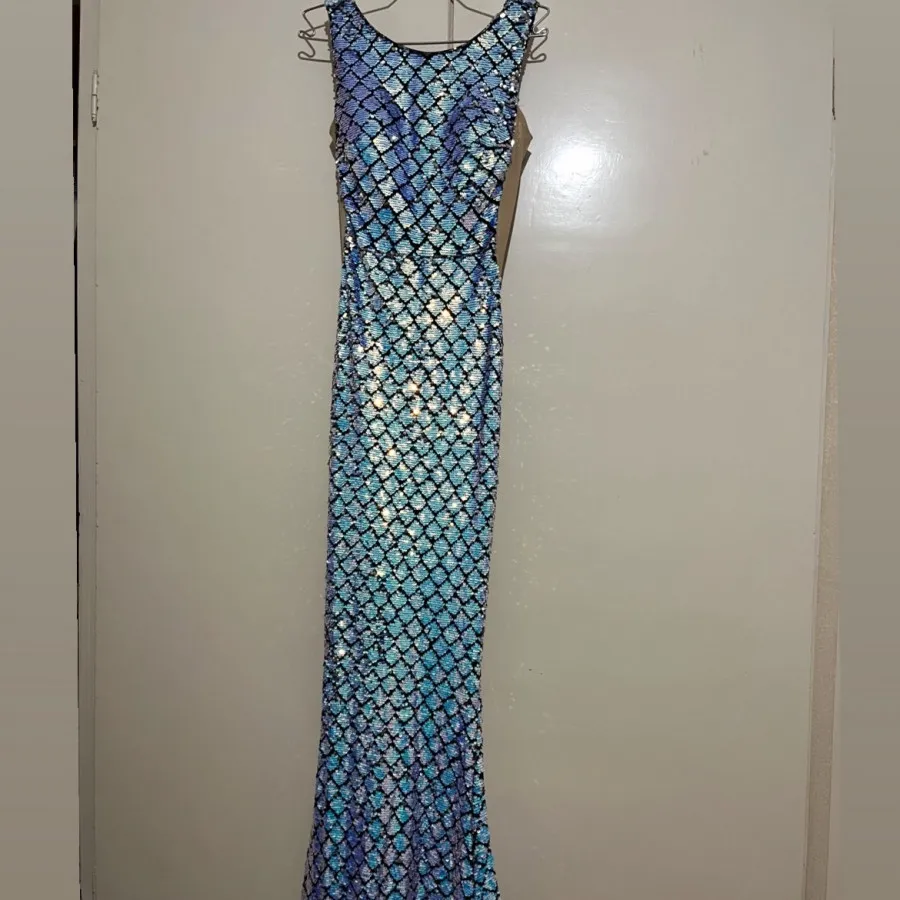 لباس مجلسی کارشده در حدنو
