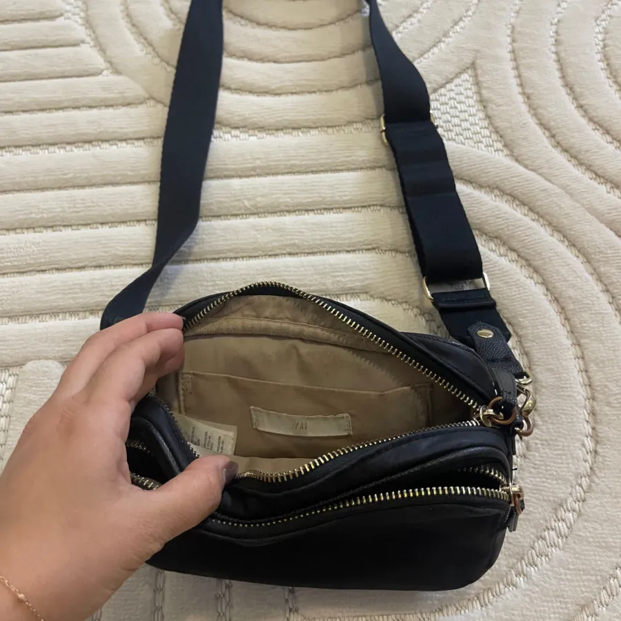 کیف برند h&m