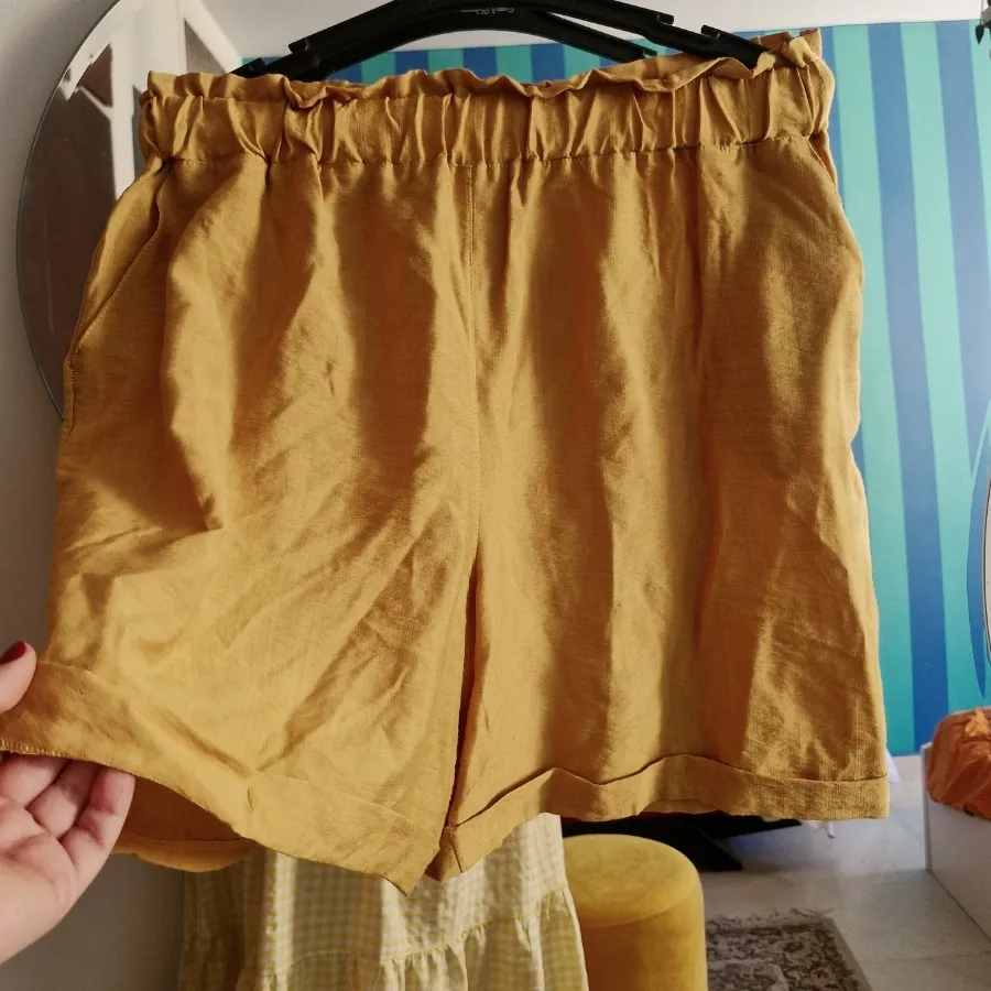 شلوارک خردلی رامکات