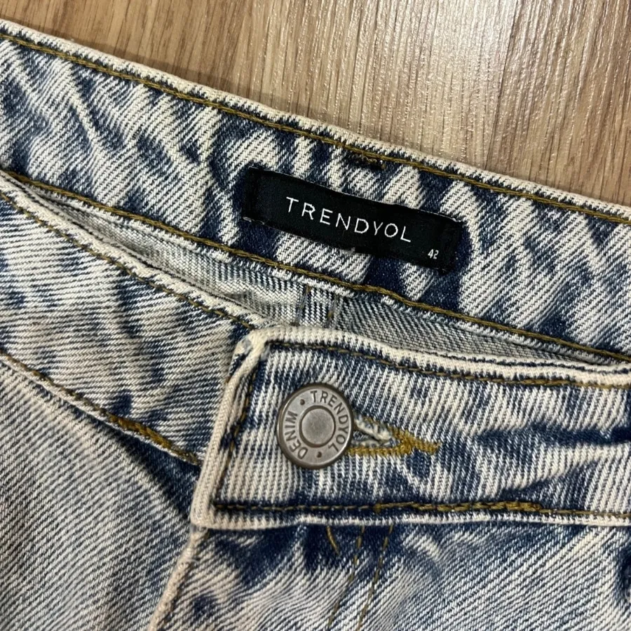 شلوار برند trendyol