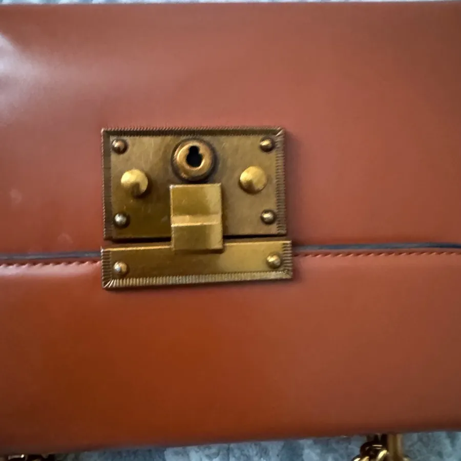 کیف چرم شتری گوچی