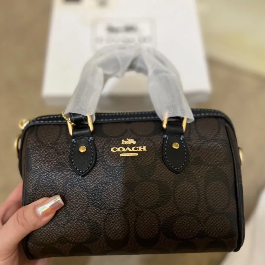 کیف صندوقی گوچ