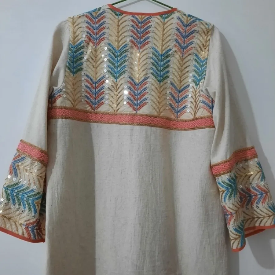 مانتو سوزن دوزی