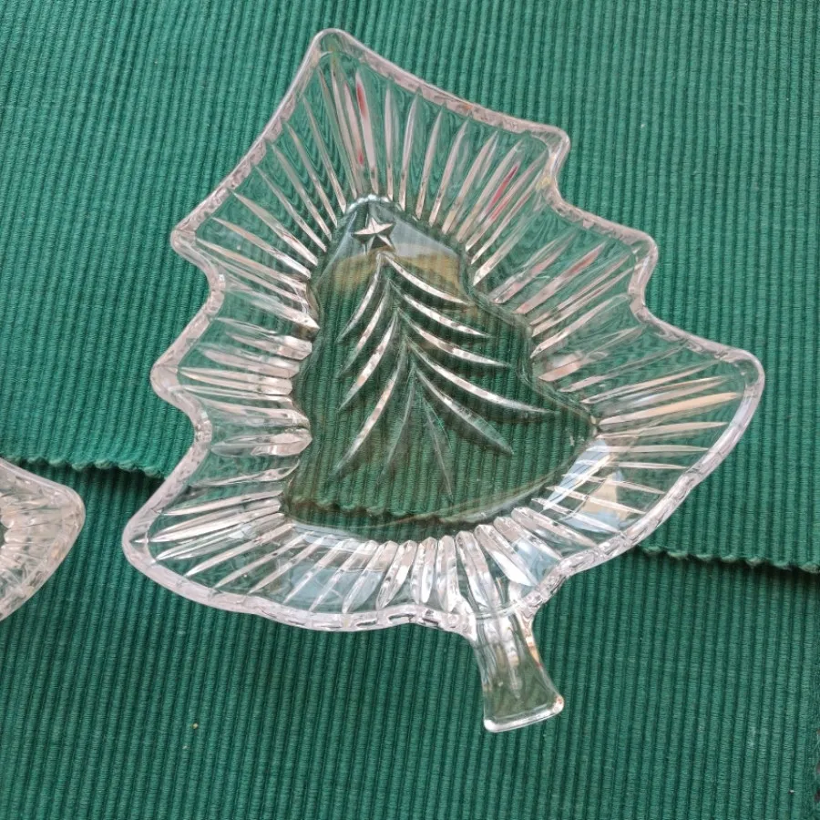 ظرف سرو کاج کریسمسی