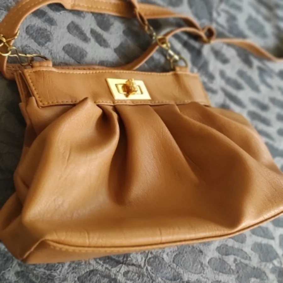 کیف عسلی