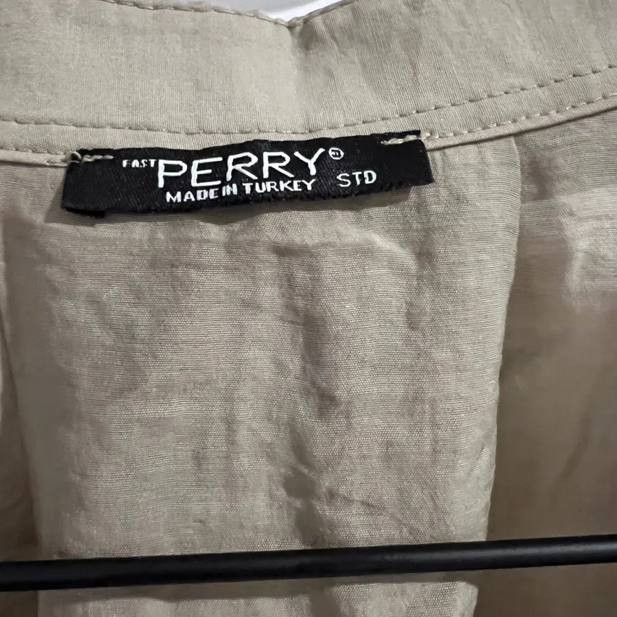 شومیز perry ترک