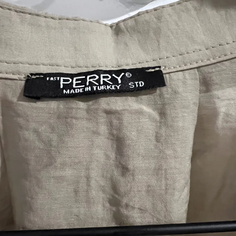 شومیز perry ترک