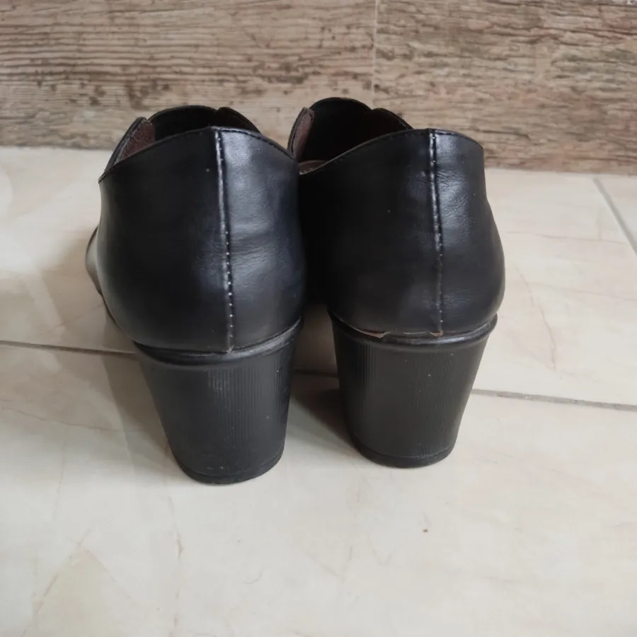 کفش راحتی اداری زنانه