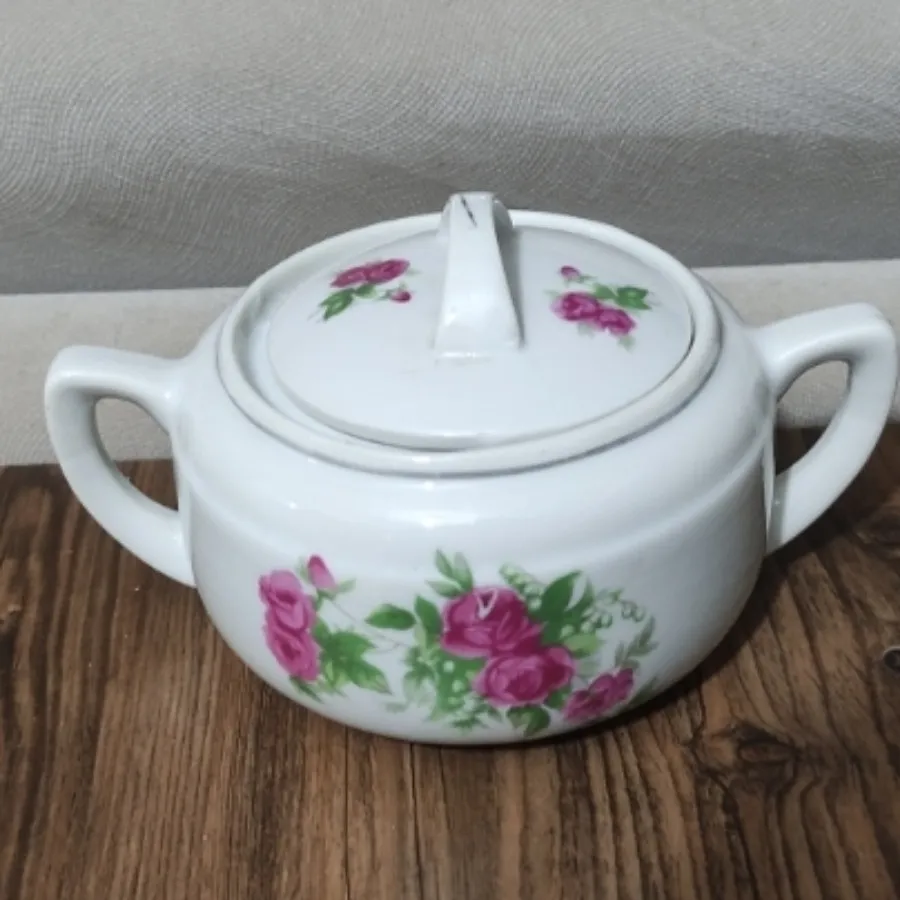 قندان گلسرخی ژاپنی