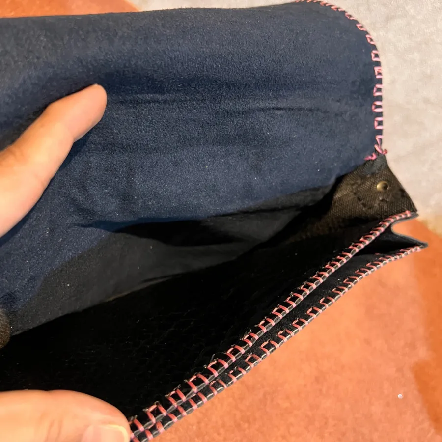 کیف پیاده روی چرم دست دوز