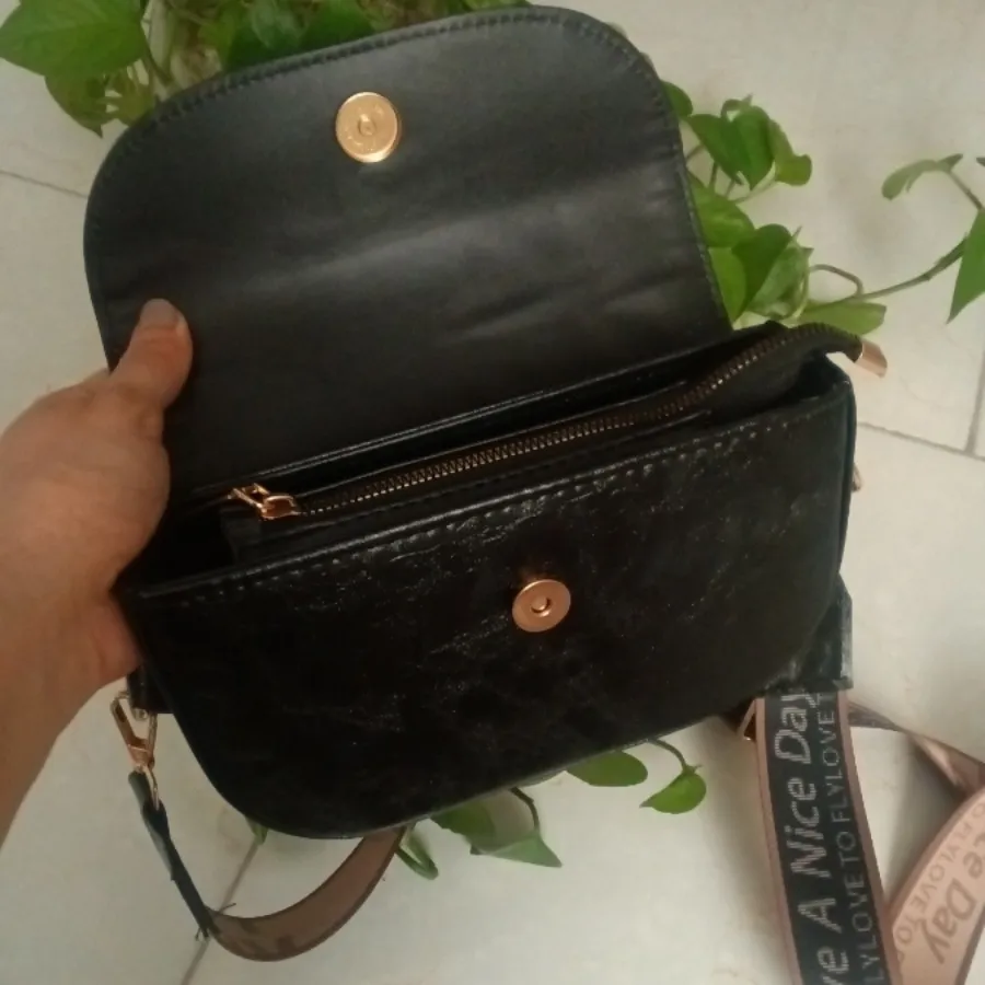 کیف دوشی دیور شیک