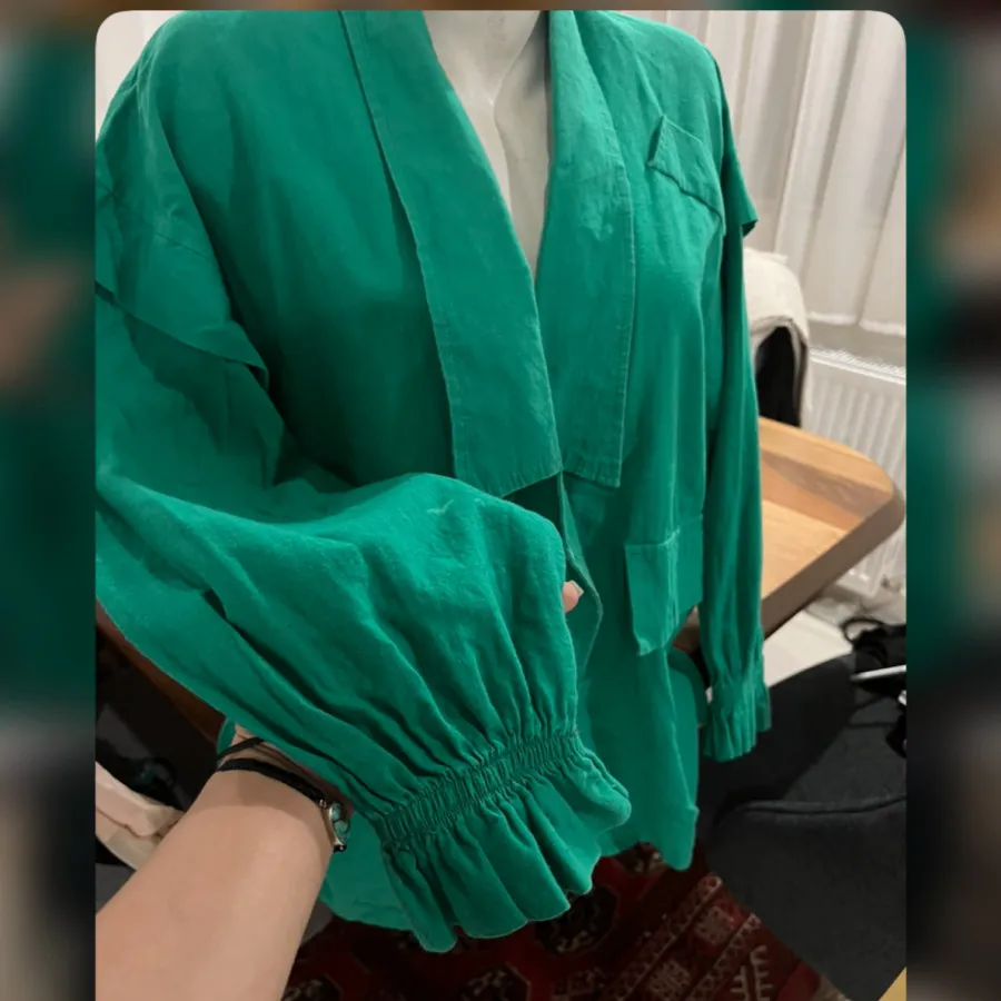 مانتوکوتاه عروسکی