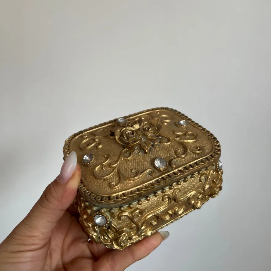 ست قاب عکس و جواهر