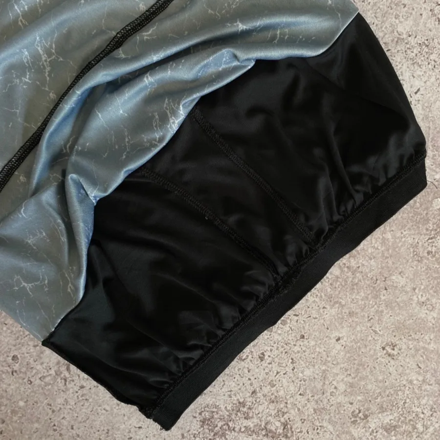 تاپ نیم تنه دار زنانه