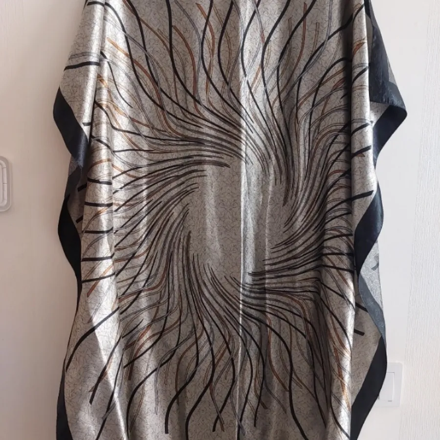 روسری ساتن