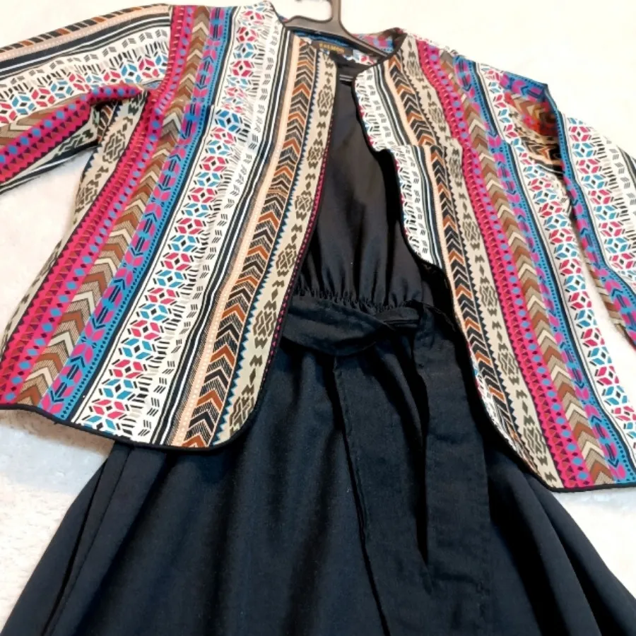 سارافون و کت خوشرنگ
