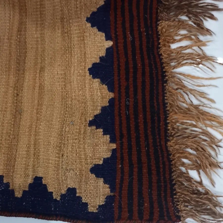 گیلیمچه یا قالیچه دستباف