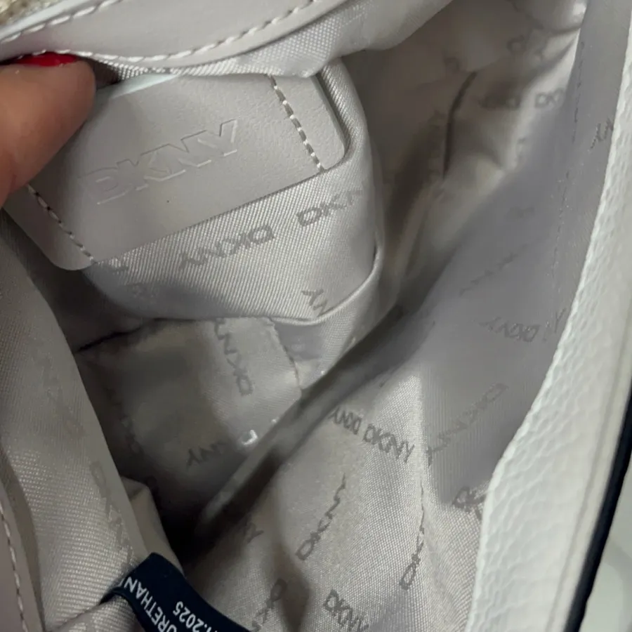 کیف کراس بادی اصل DKNY