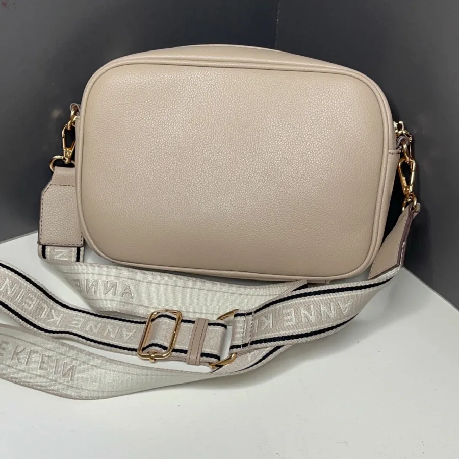 کیف کراس بادیANNE KLEIN