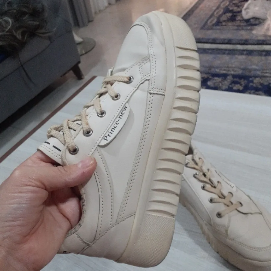 کفش کتونی