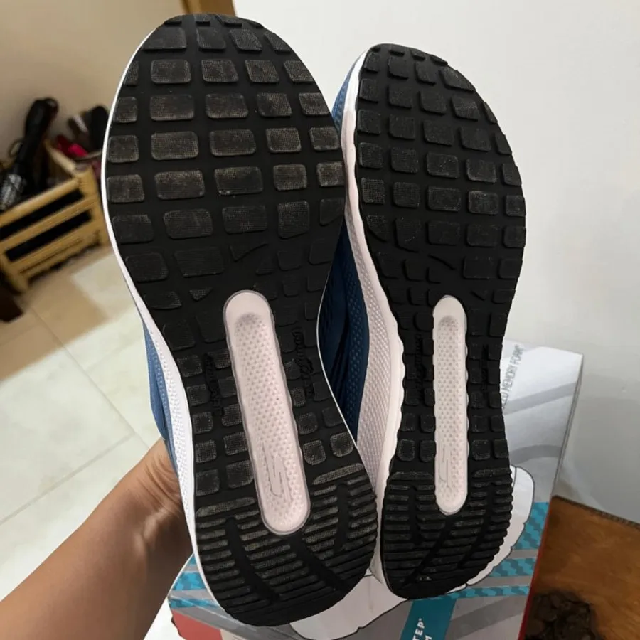 کفش و کتونی اسکیچرز