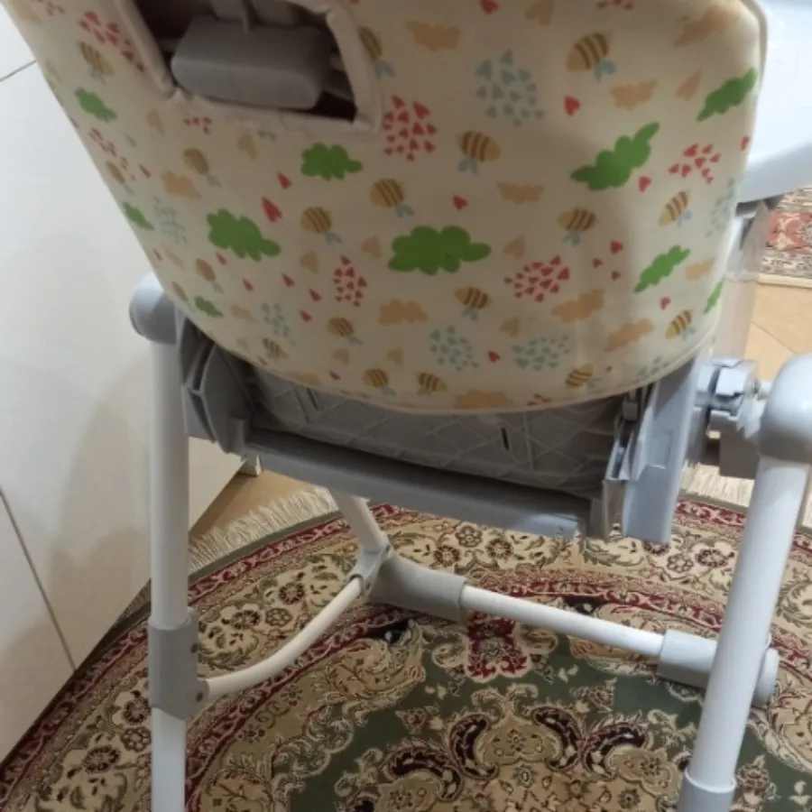 صندلی غذای بچه