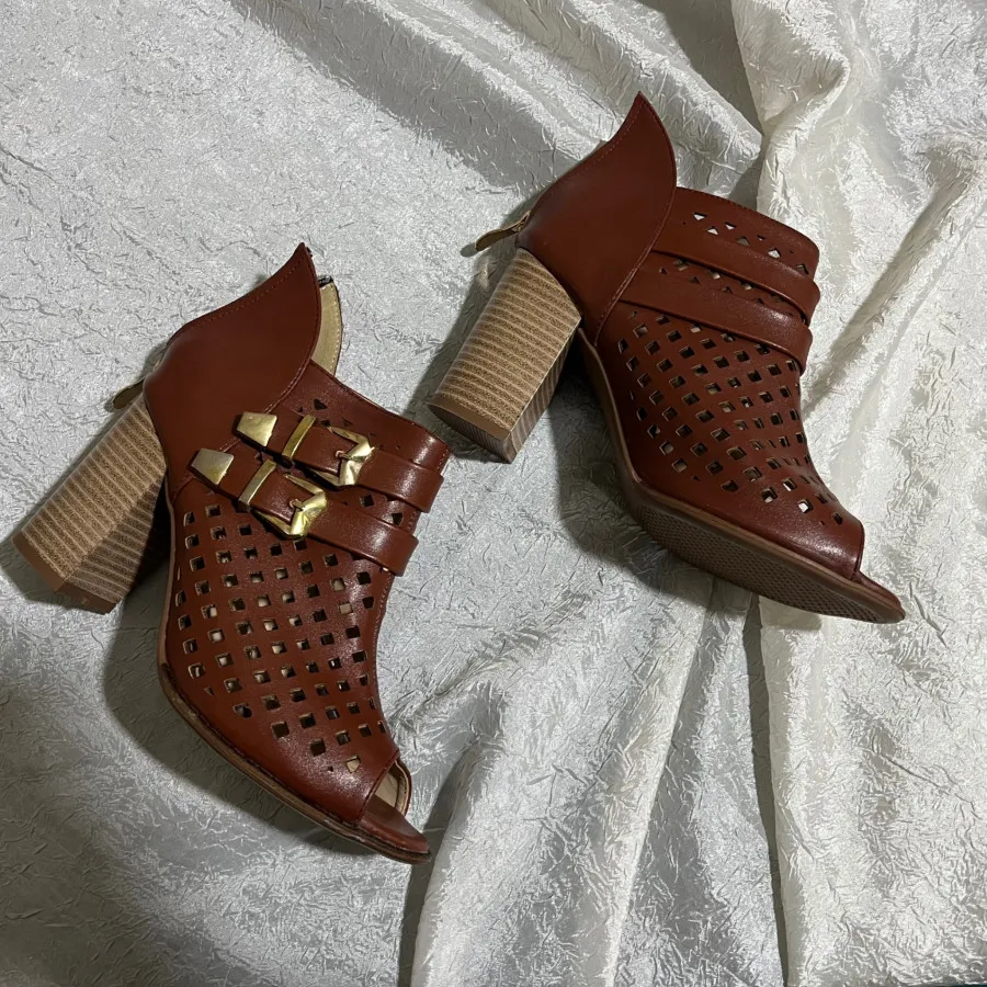 کفش چرم قهوه ای