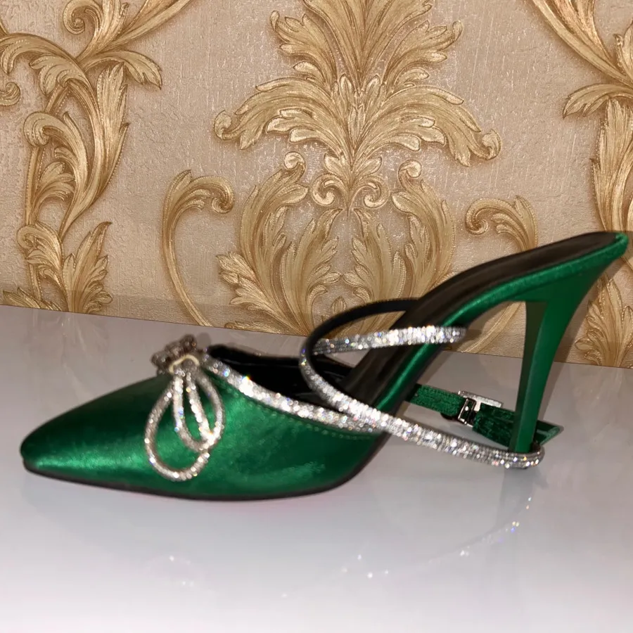 کفش پاشنه دار مجلسی