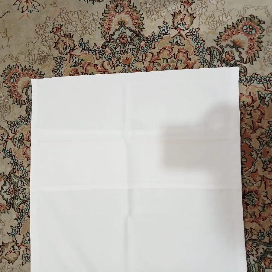 روبالشتی سفید ساده