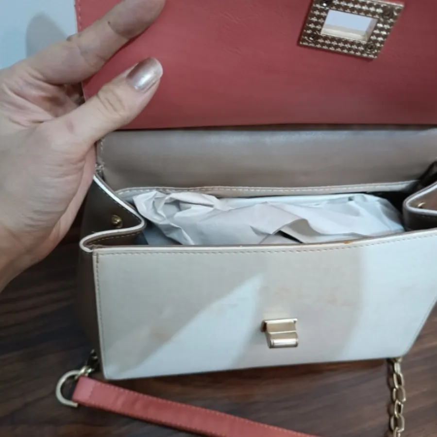 کیف چرم بوفالو سفید