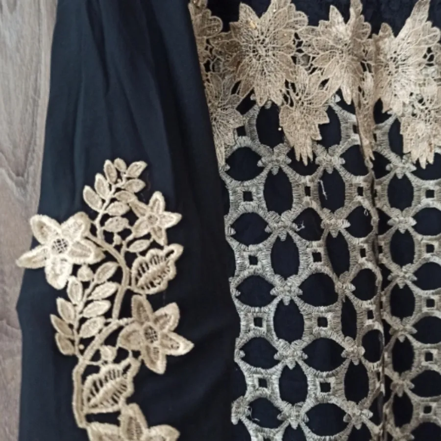 تونیک مشکی