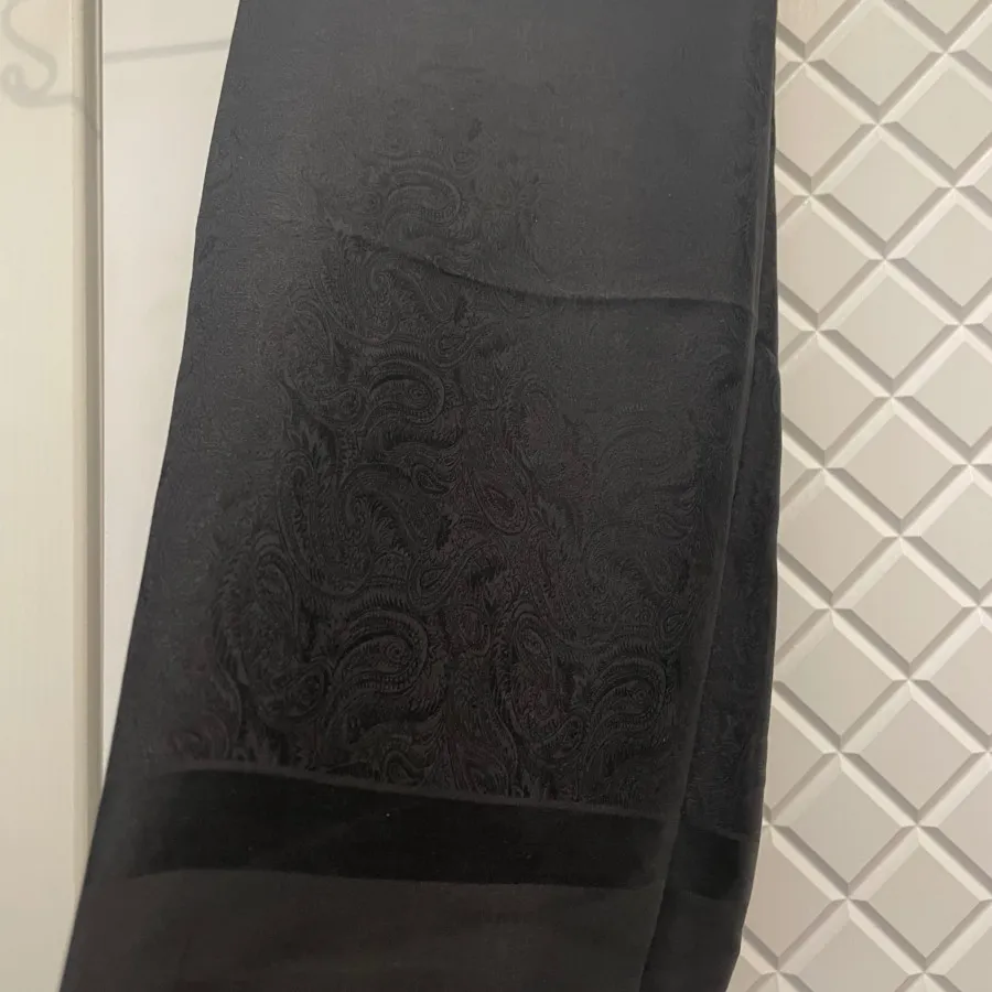 روسری مشکی
