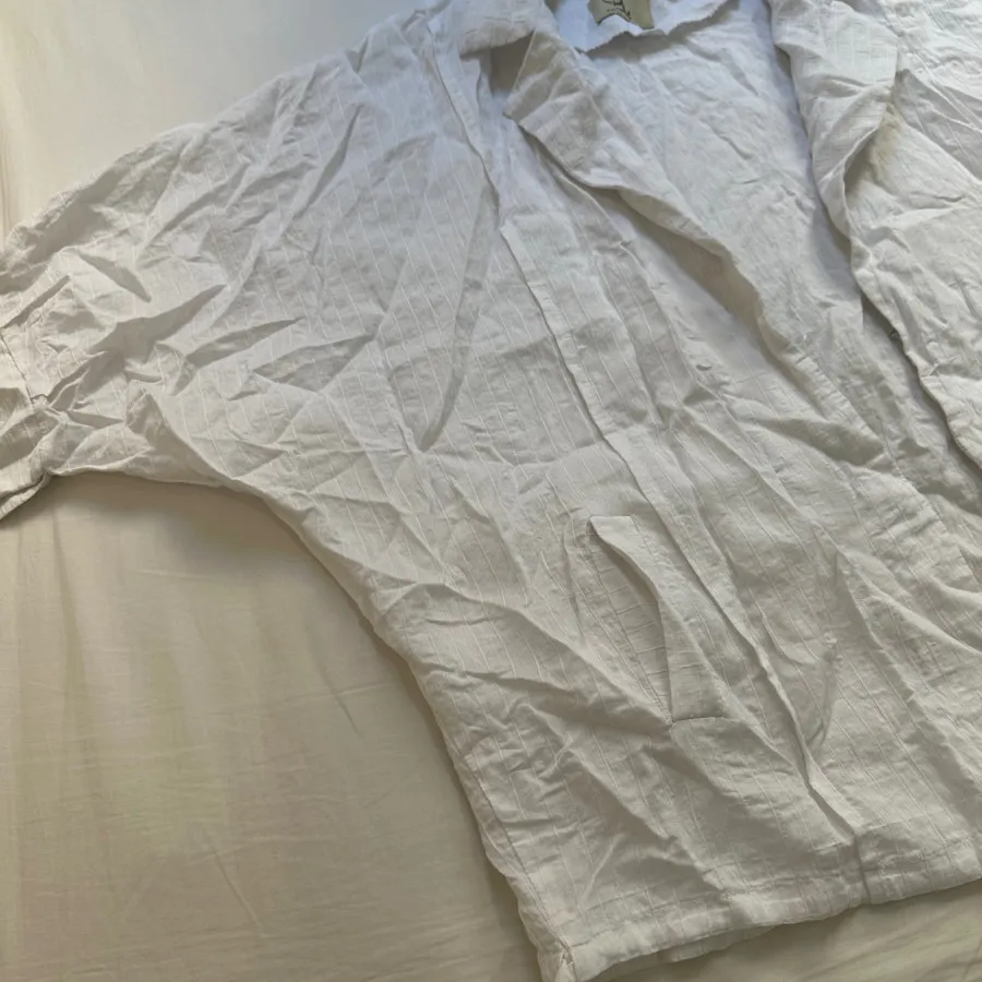 مانتو سفید خنک