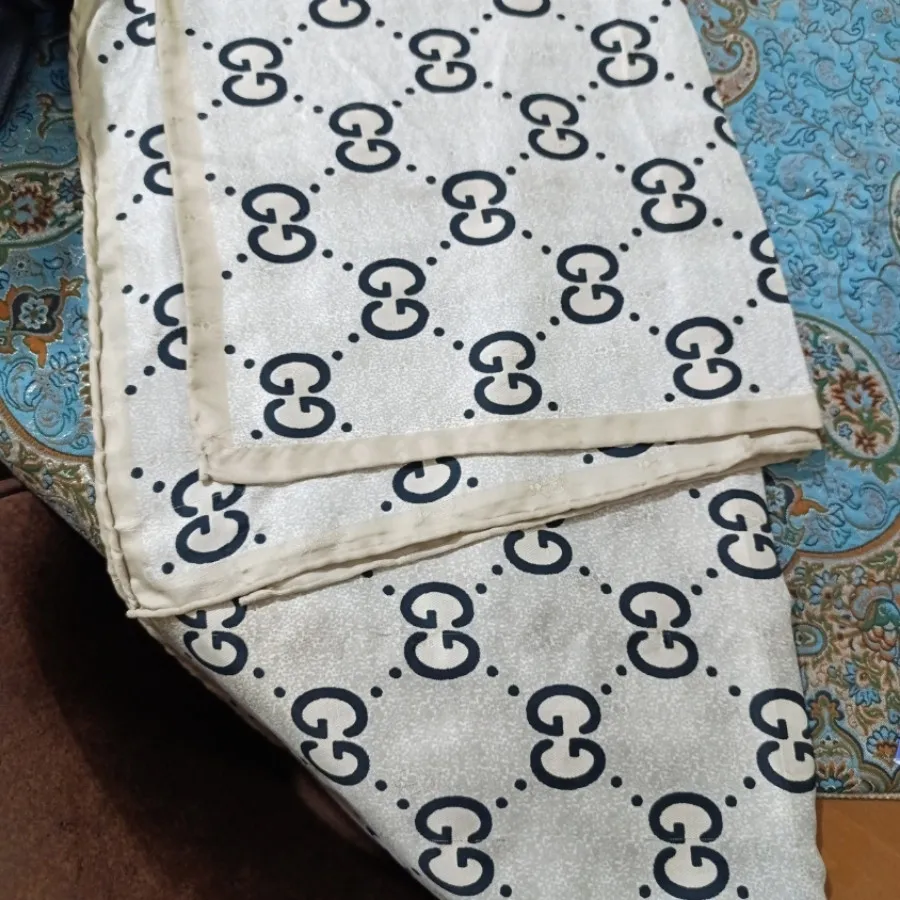 شال گوچی ابریشم توییل