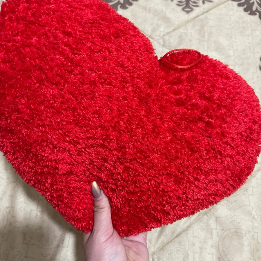 عروسک قلبی