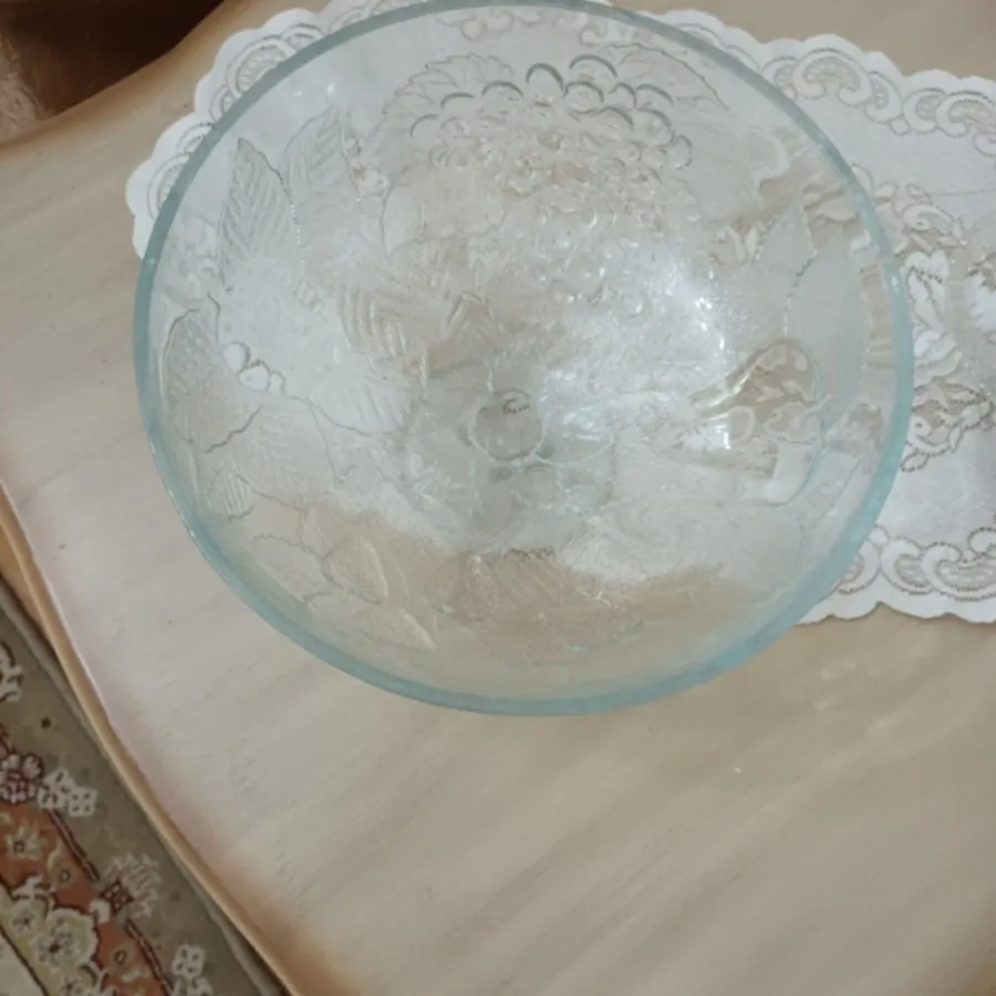 میوه خوری پایه دار قدیمی