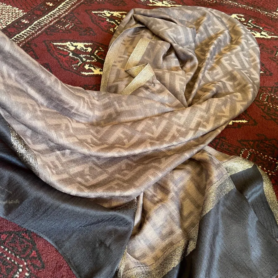 شال ابریشمی