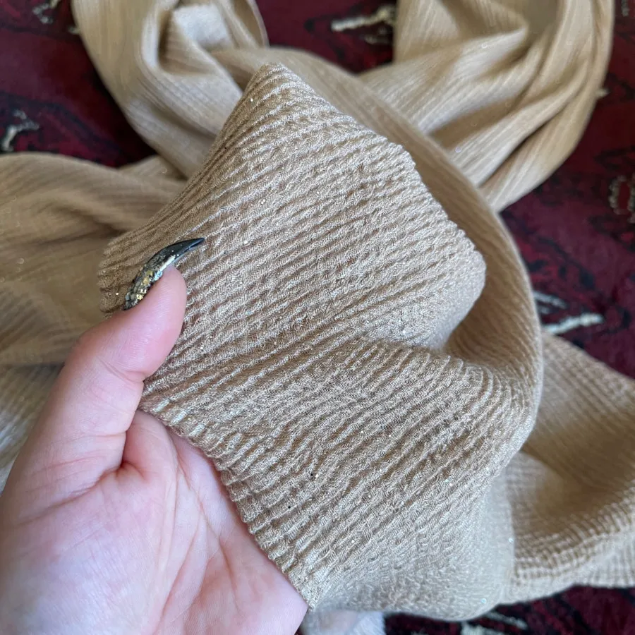 شال کرم نسکافه ای